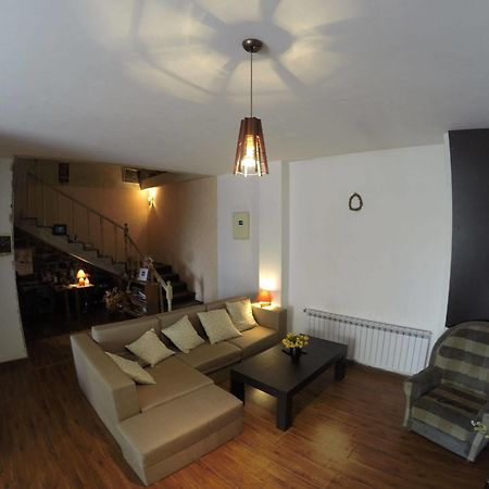 Glide Hostel Ереван Экстерьер фото